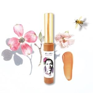 Natural Honey Nude Glow Organic Lip Gloss Plumper Treatment